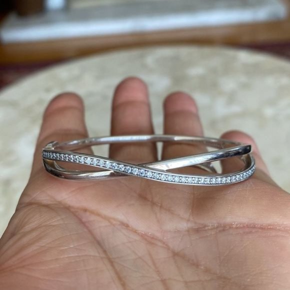 PANDORA?Entwined 925 Sterling Silver Cuff Bracelet - Picture 5 of 9